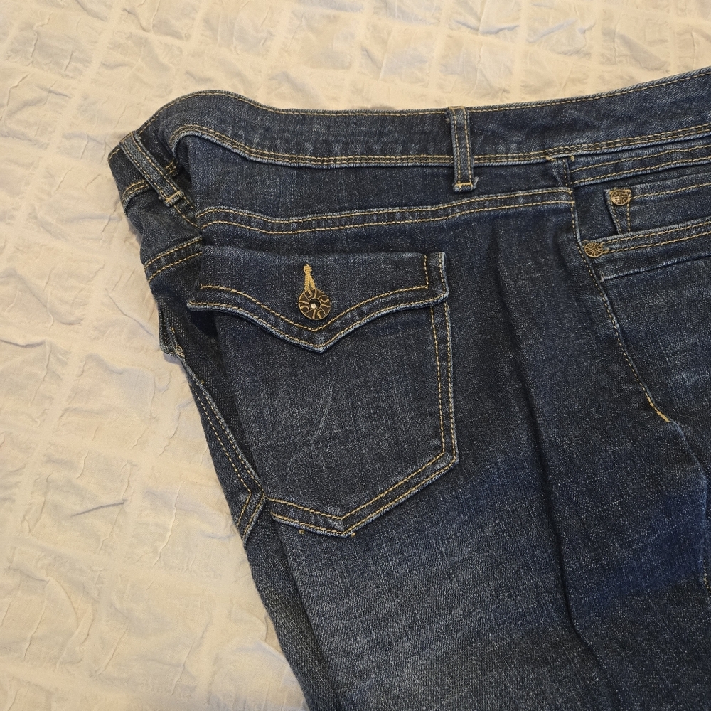 Vintage Simply Vera Wang Jeans – Size 14, Button Pocket Detail - Picture 3 of 15